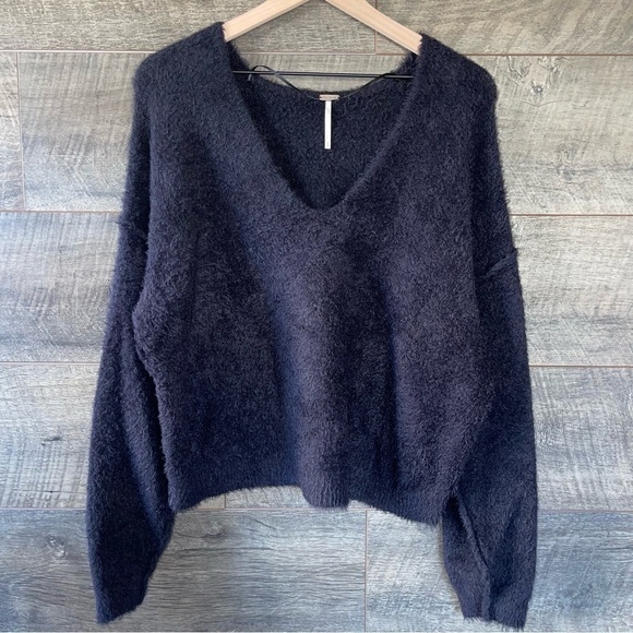 Free People Princess V-Neck Sweater in Black Medium - Picture 3 of 8